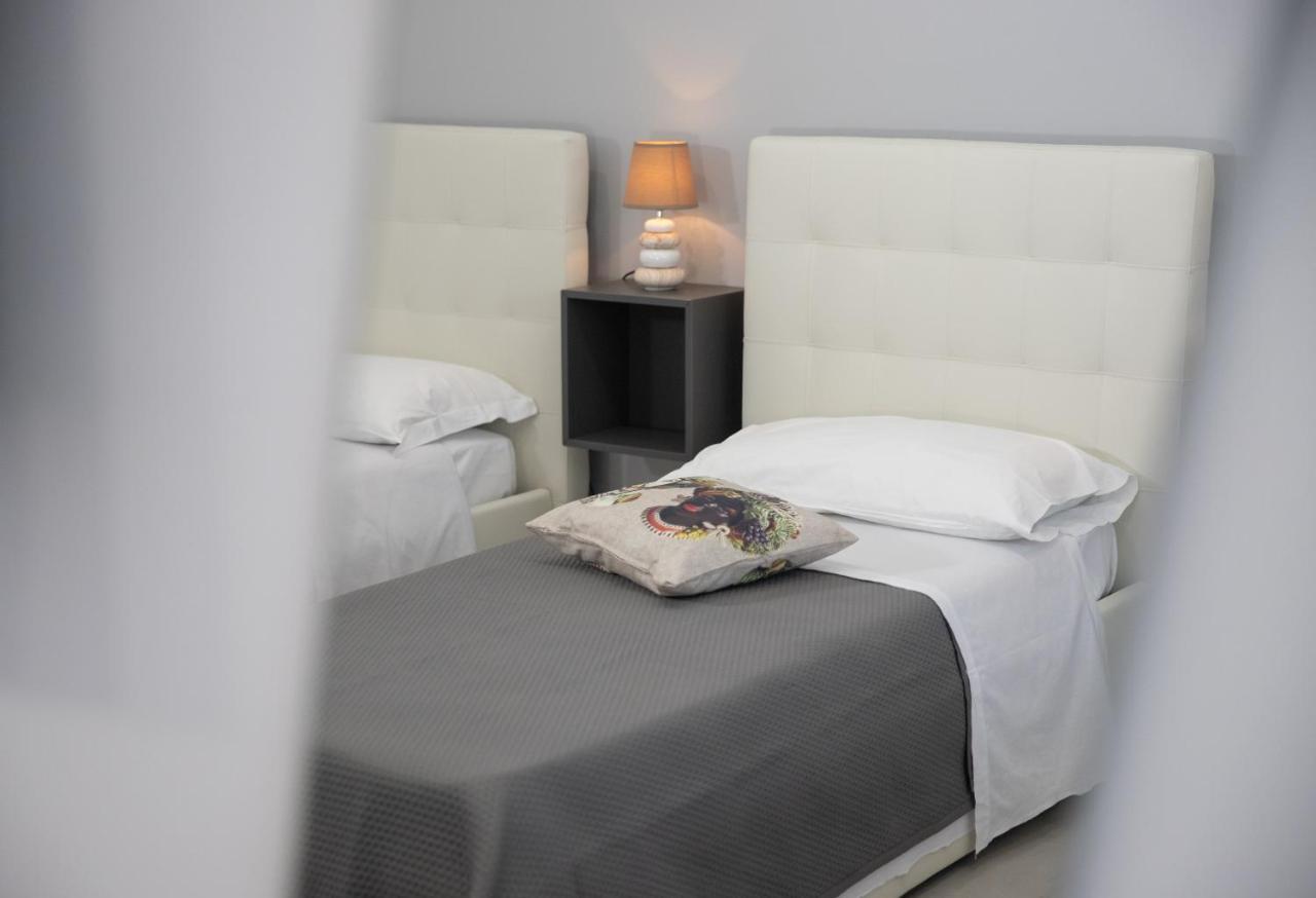 B&B Zio Luciano Avola Exteriör bild